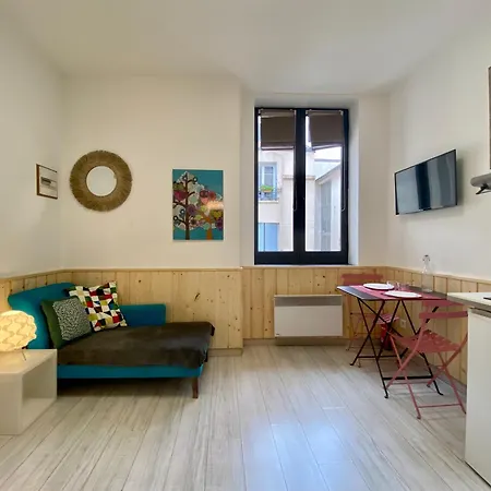 Le Decor 7 *